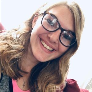 Meet your Posher, Sara